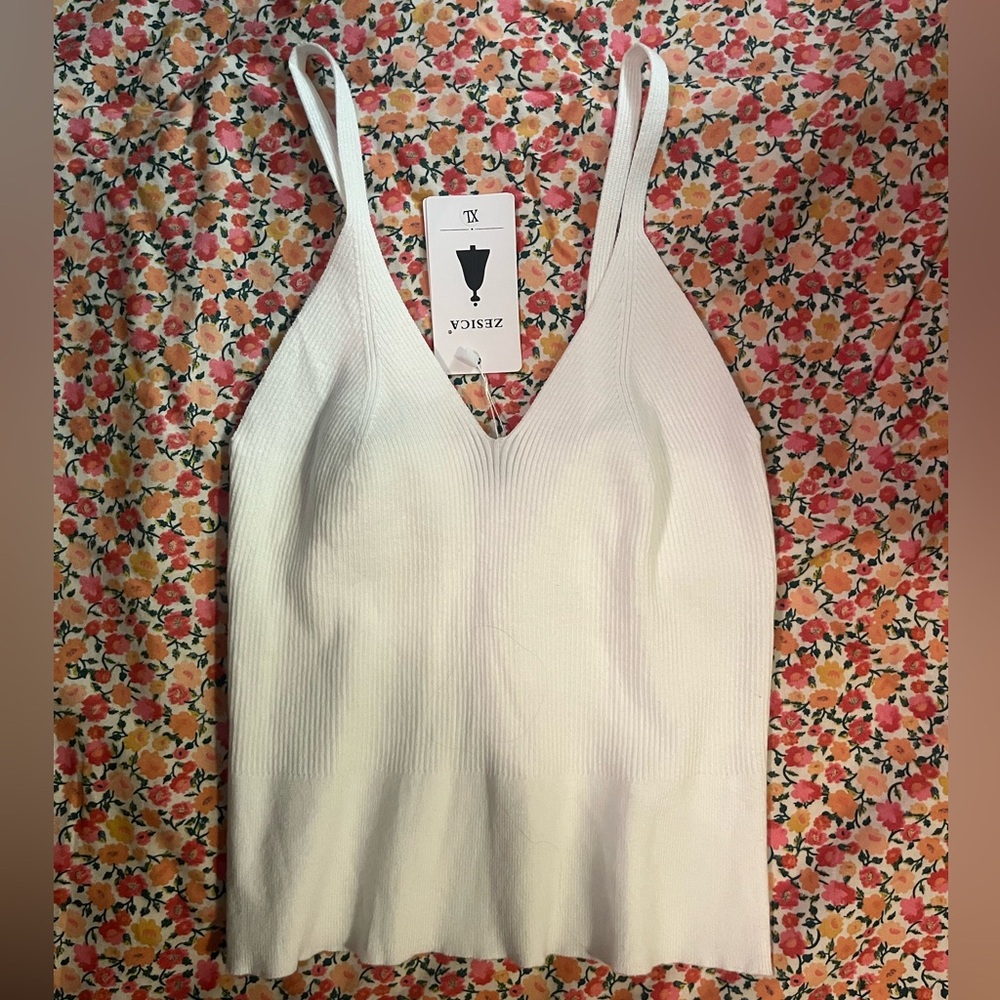 Cropped Tank Top